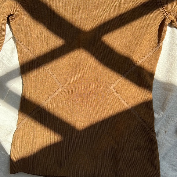 H&M OFF SHOULDER TUNIC- small (NWOT) - Picture 4 of 5